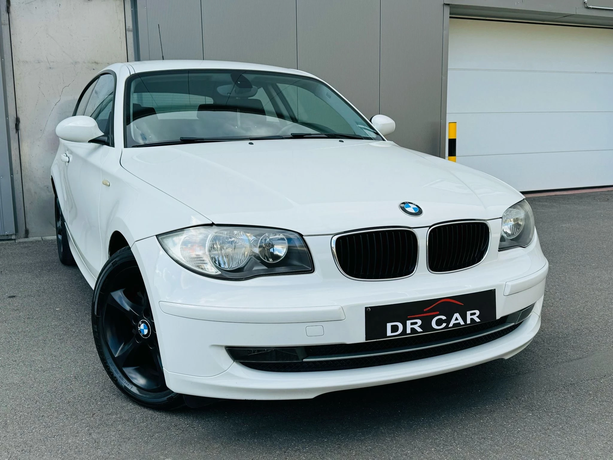 Bmw 116i LCI automaat pdc in propere staat!