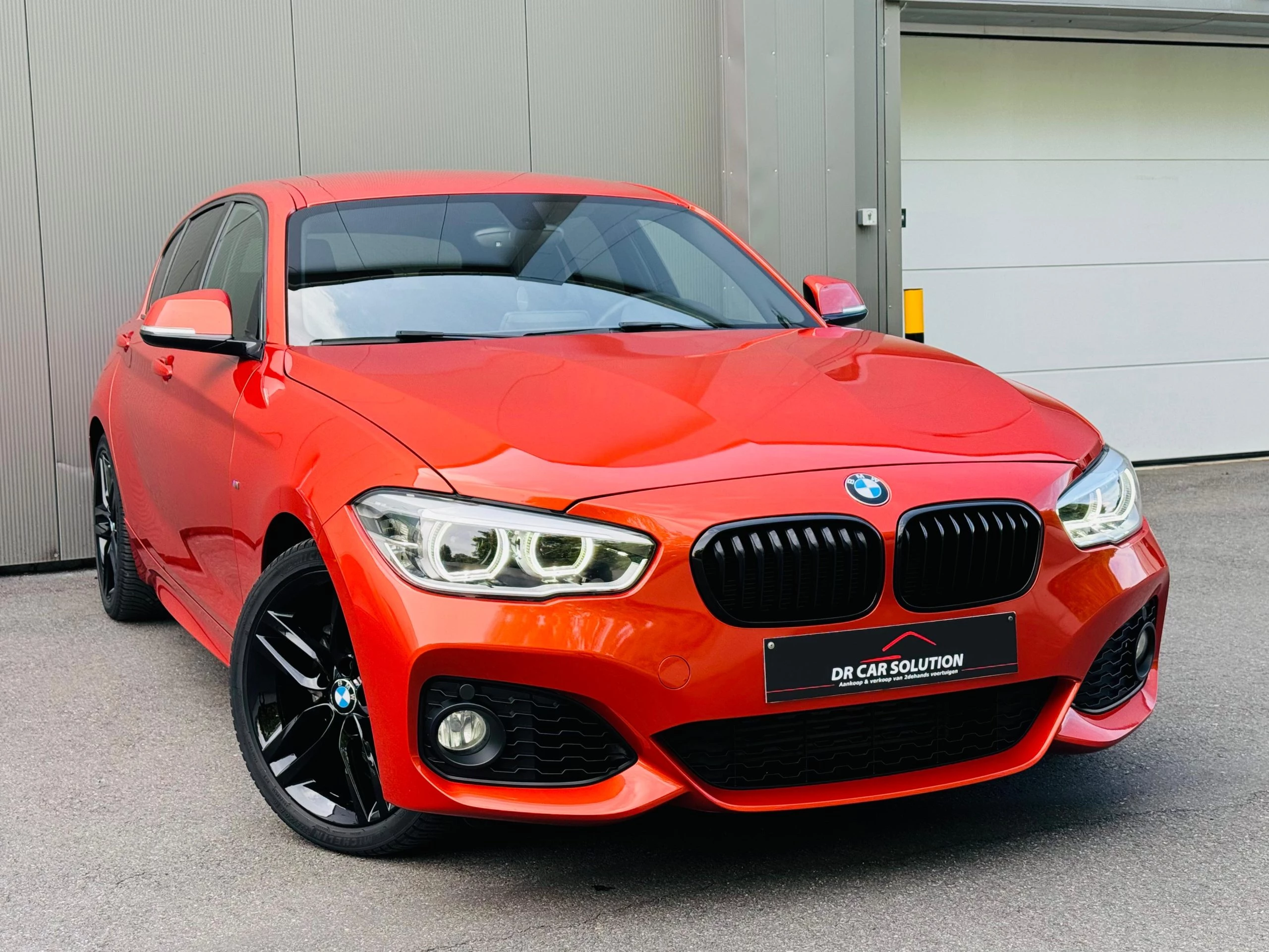 Bmw 116i lci shadowline unieke uitvoering