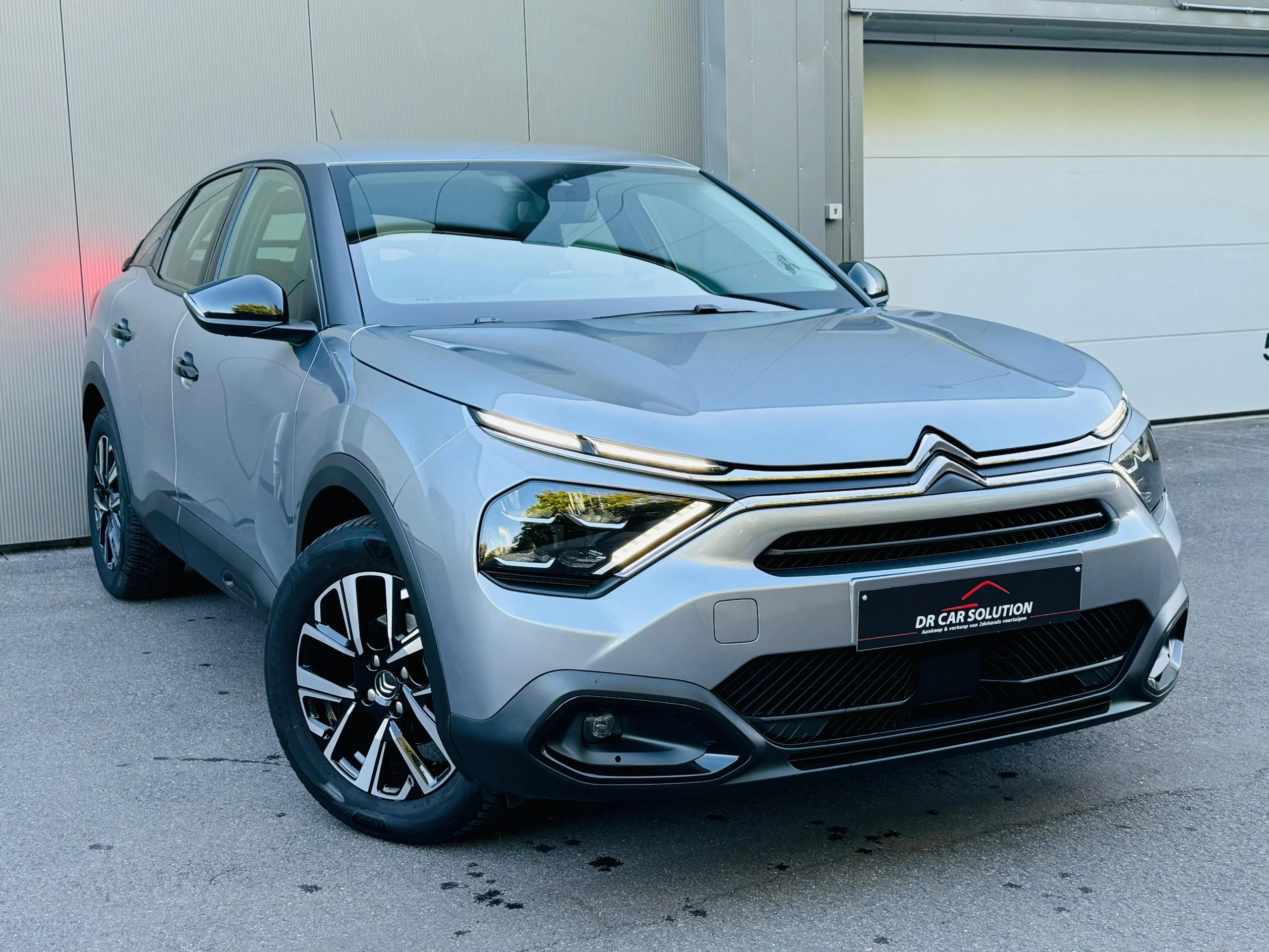 Citroen c4 shine 1.2 Puretech 65.000km showroom staat!