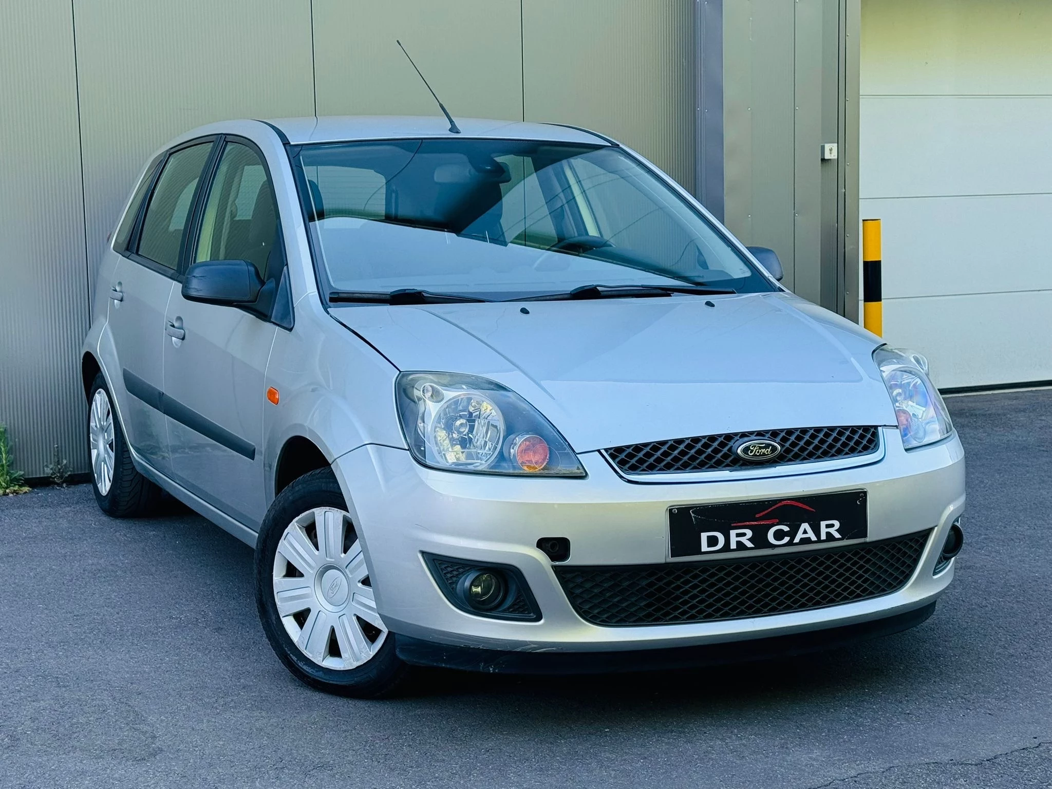 Ford fiesta 1.4i automaat airco pdc
