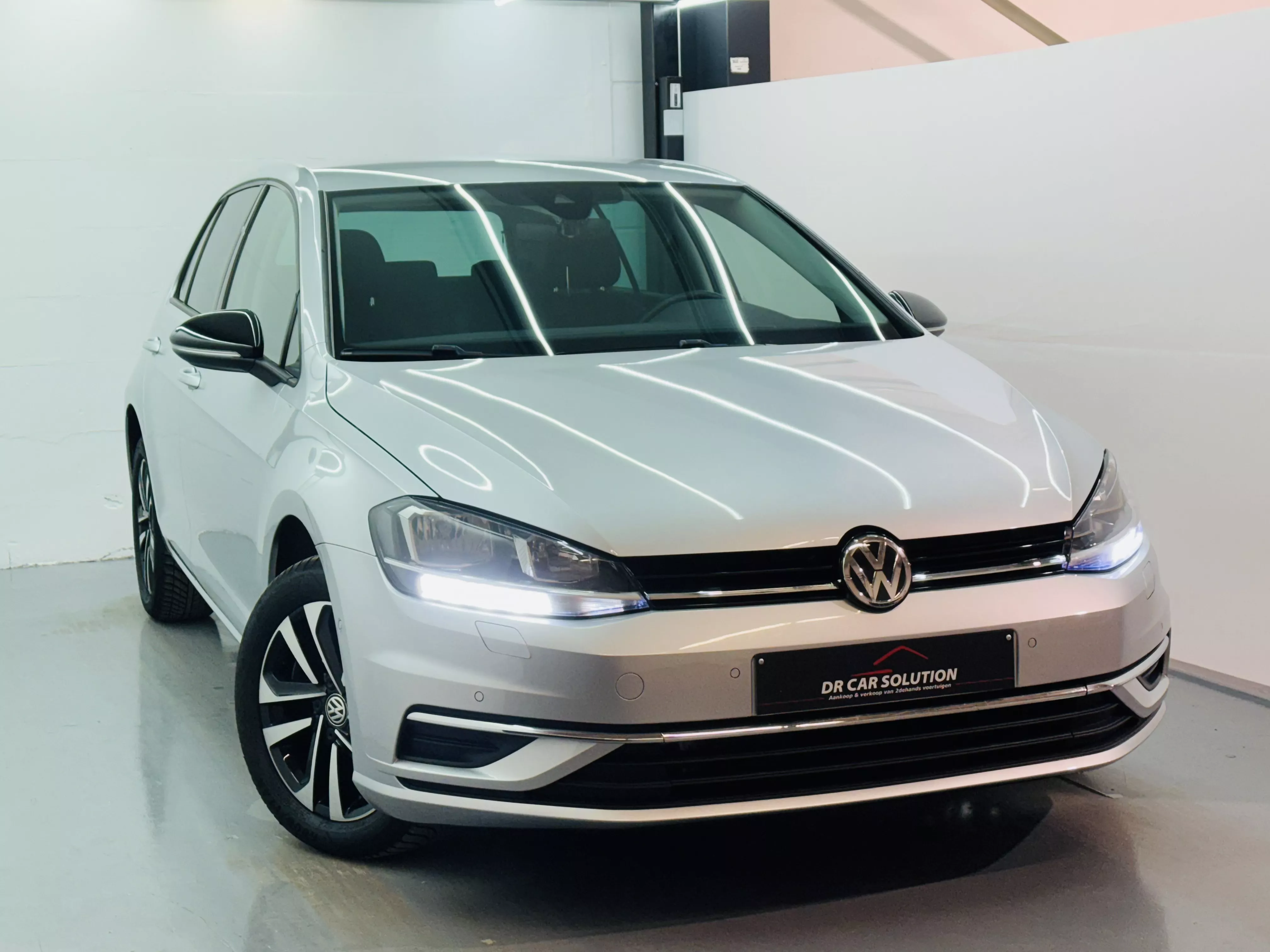 Vw Golf 7.5 IQ Drive 1.0TSi frontassist blind spot navi 2019