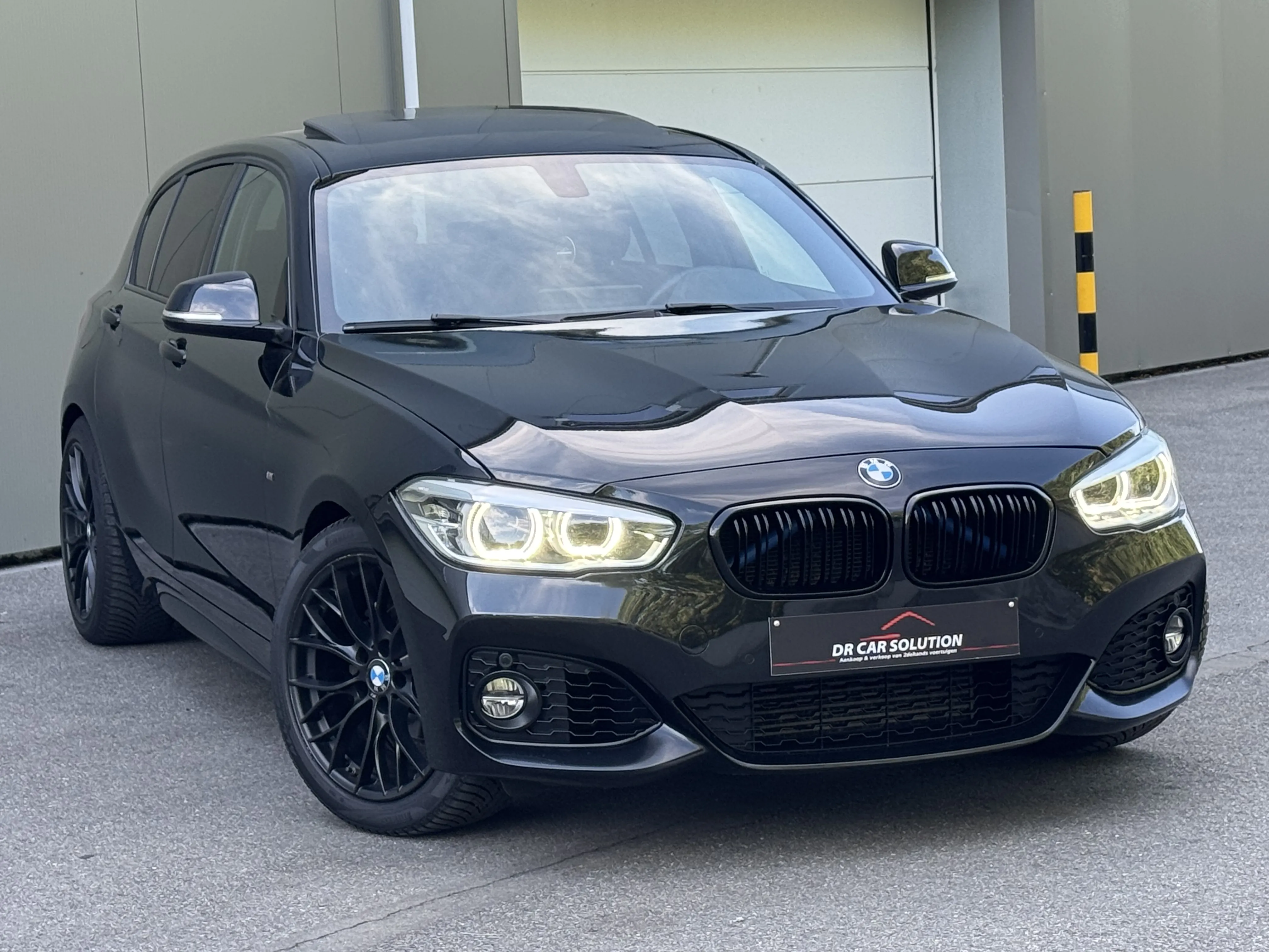 Bmw F20 118i M-Pakket 1eigenaar 128Dkm shadow line 