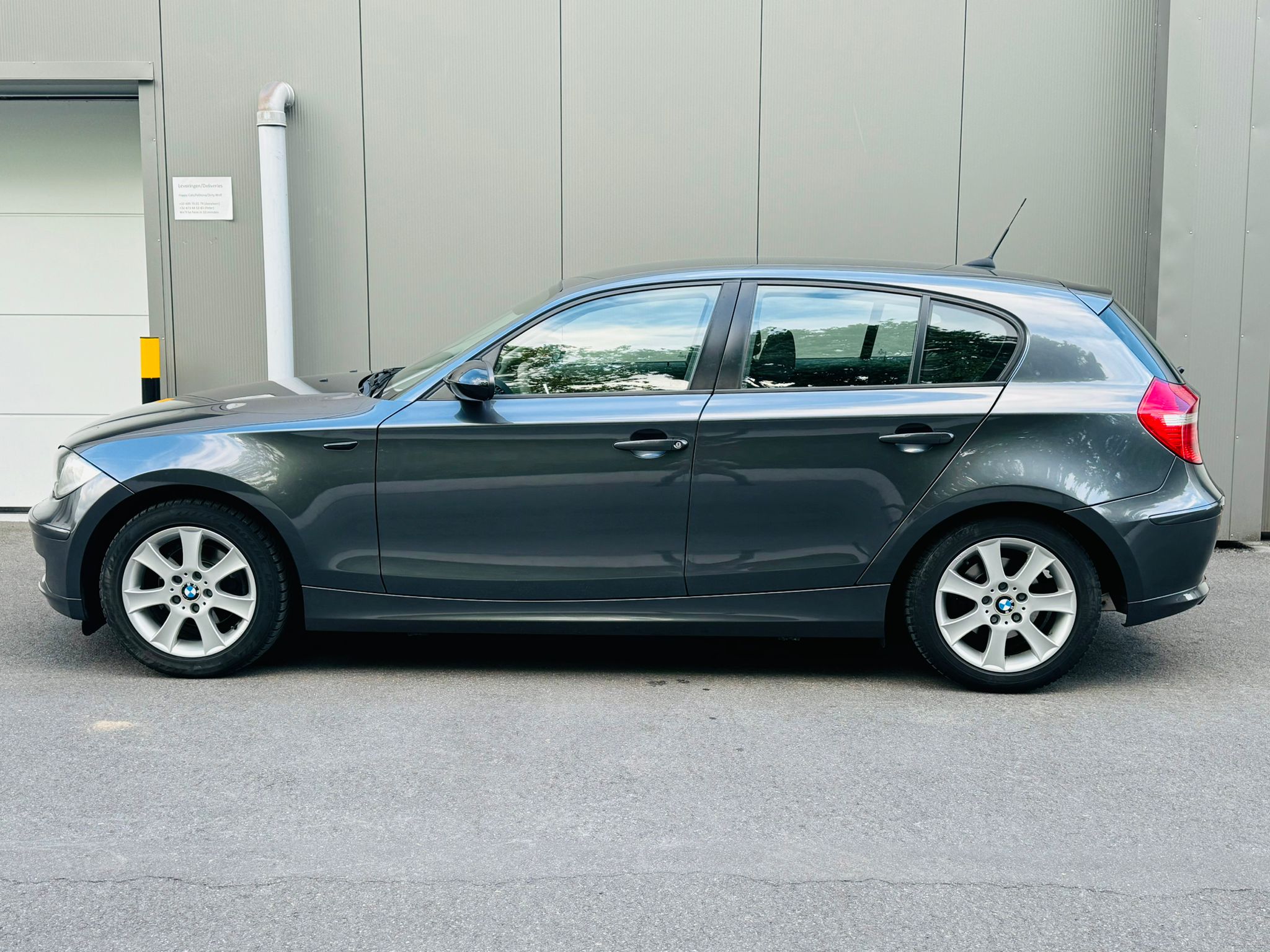 Bmw 116i LCI digitale airco zetelverwarming pdc